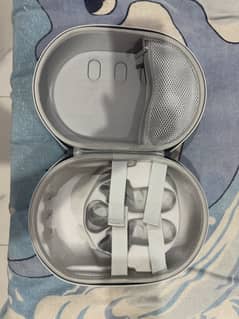 Meta Quest 3 protective carrying case