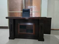 Executive Table with Side Table (Glass Top)