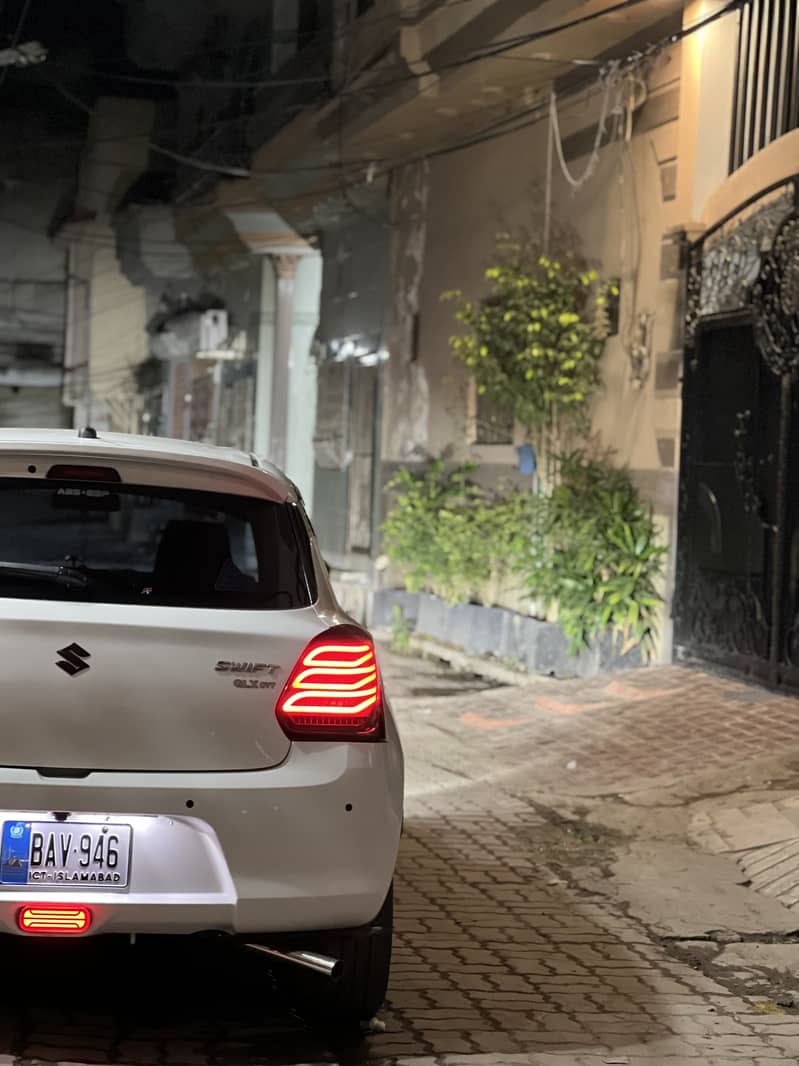 SWIFT NEW TAIL LIGHTS LAVA STYLE 2