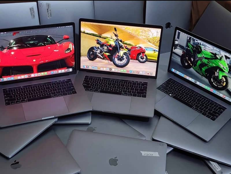 (16 inch) (2019) i9 (16gb/1TB  ) (4gb GPU) (APPLE PRO) Magic Keyboard 19