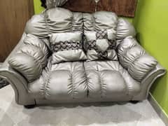 7 seater 2 pafez leather comfortable
