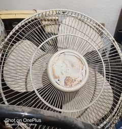 Bracket fan old for sale