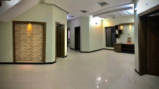 House For Rent In G-13 (10 Marla)