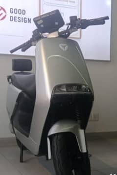 YADEA G 5 = 03128150633
