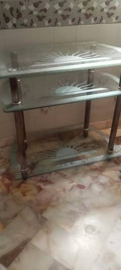 Stylish 3-Layer Glass Table - TV ya Decoration ke liye - Sirf Rs. 3000