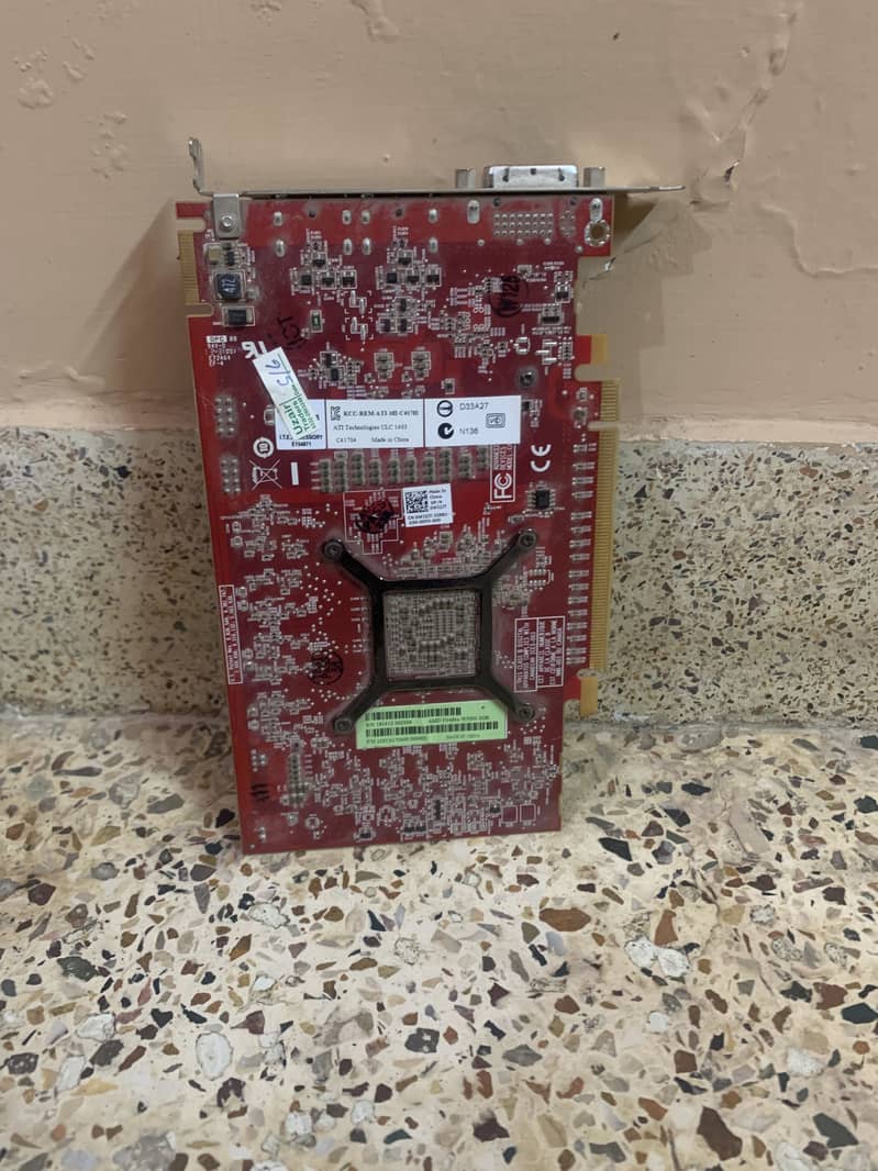 Core i5 4th gen with amd 2gb Graphics Card gddr 5 6