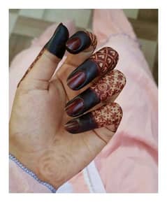 Nails Mahndi