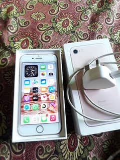 Apple iPhone 7 storage 128gbContact on WhatsApp 0332/7451/174