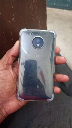 moto e4 10 by 10 condition good betrry timing