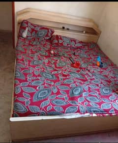 king size bed and mattress
