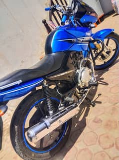 Yamaha YBR 125 2015