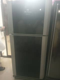 Dowlanc Medium Size Refrigerator for Sale