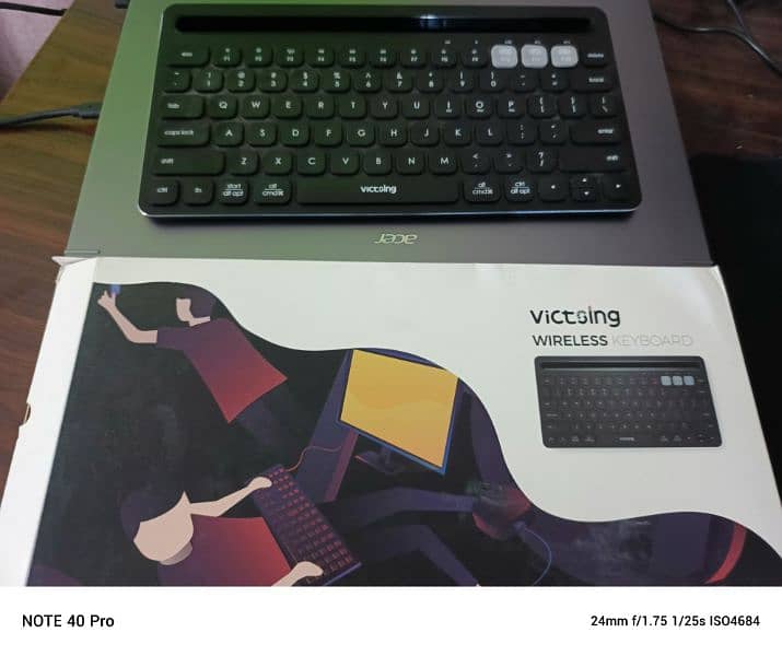 Bluetooth Keyboard Wire Less Best Condition 1