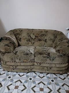 7 seater  Sofa set