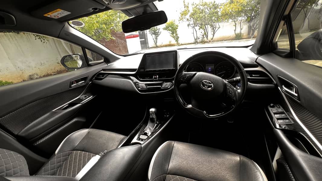 Toyota CHR G Mode Nero 2019 7