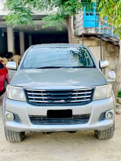 Toyota Hilux vego 2014