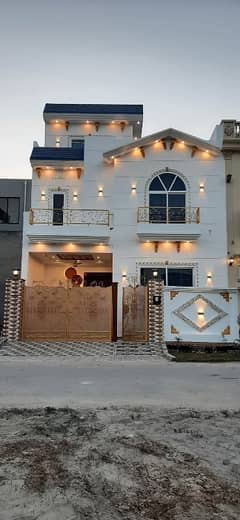 Beautiful House 5 Marla For Sale