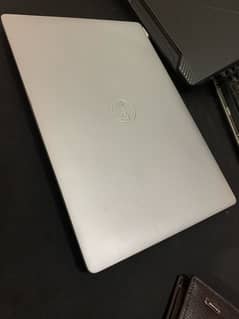 H processor 32Gb ram 1TB SSD  Latitude 10gen