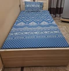 king size ply wooden for sale. urgent basis. . . . . NOTE. Not orignal pic.