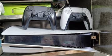 Ps5 fat console + 4 Games + extra controller