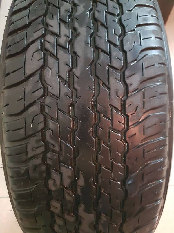 Dunlop Tyres Set (4) in Lush condition, 18 Number 2