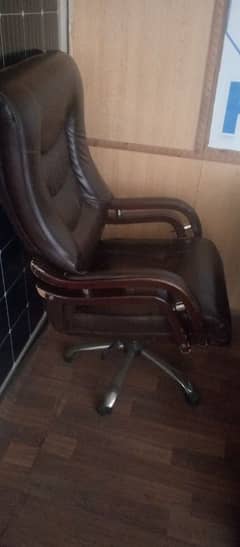 One office Table and Chair