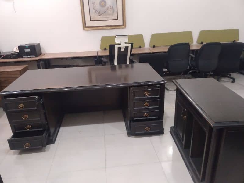 office table with side table 2