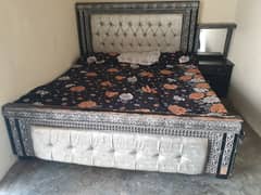 2 sied table