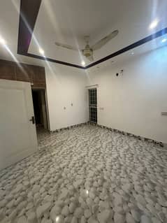 1 Kanal House for Rent on 80 Feet Road Johar Town Phase 1 | 6 Bed, Double Kitchen, Ideal for Silent Office or Family Use