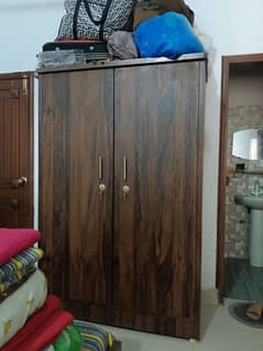 woden 2 door almari
