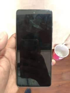 Samsung Galaxy A73 5G.