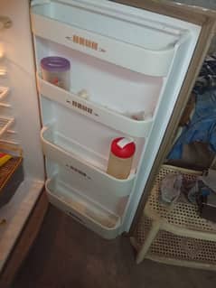 dawlance refrigerator
