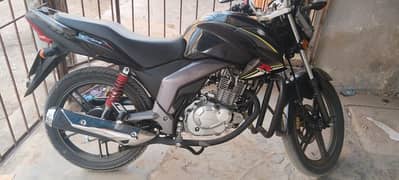 Suzuki 125 GSX 2025