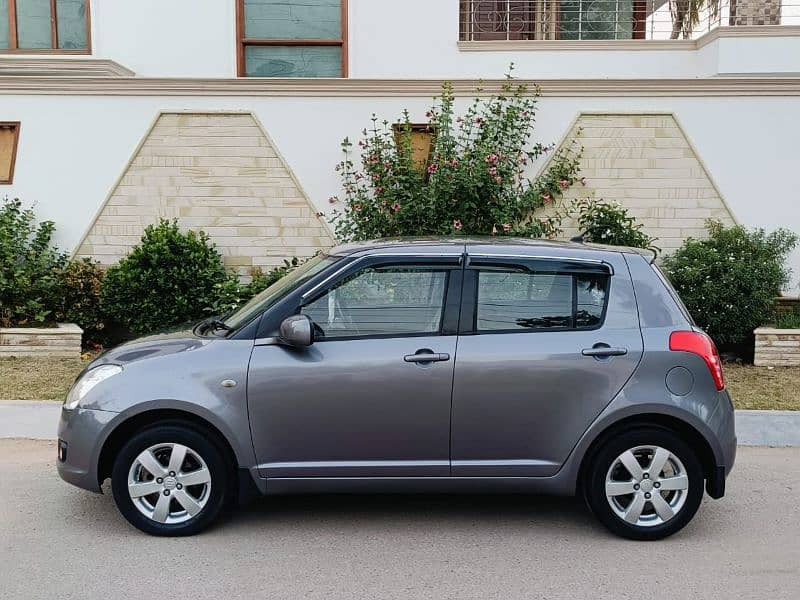 Suzuki Swift Automatic Model 2017 Navigation 2