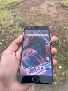 one plus with good condition all ok finger print etc