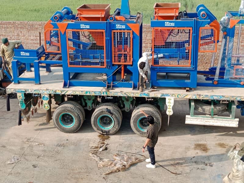 Concrete Block Making Machine | Paver Block Machine | Tuff Tile Plant 3