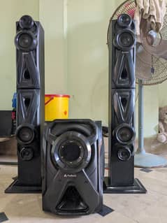 Audionic Reborn RB-101 home theaters in good condition