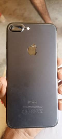 I phone 7 plus available pta approved 03426063057