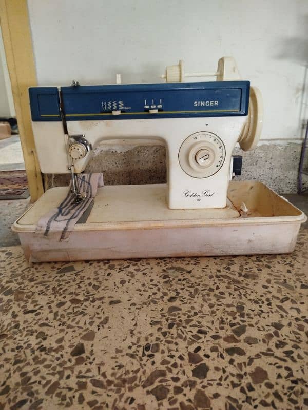 Singer Sewing Machine Imported 0