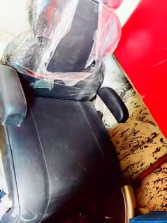 salon chair + convertible