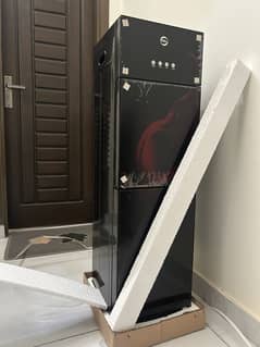 PEL Water Dispenser