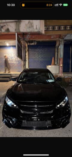 Civic 2017 oriel full option 2 piece minor touching single digit AG-5