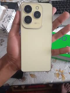 Infinix hot 40 8/128