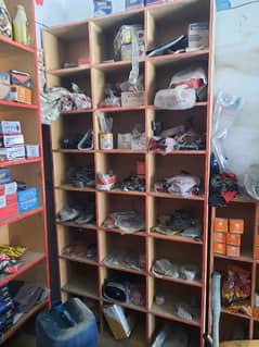 shop furnitue for sale total 5 almari hai achi quality mai