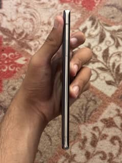 One plus 8 all okay only back crack