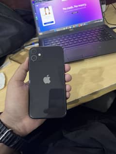 Iphone 11 nigotiable