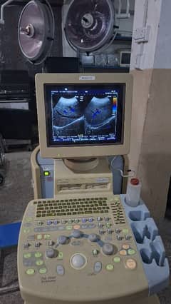 Ultrasound Mechine colur doplar