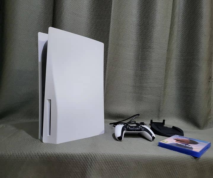 Ps5 1 TB Uk Disk version with Game 0