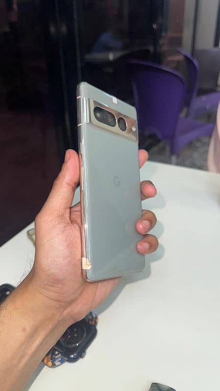 Google pixel 7 pro 1