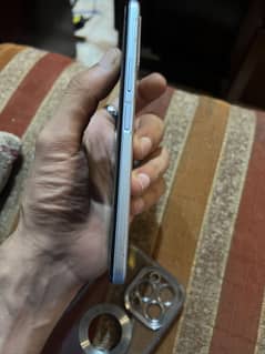 Vivo y21 4/64 gb condition 10/9.  Only mobile pta approved